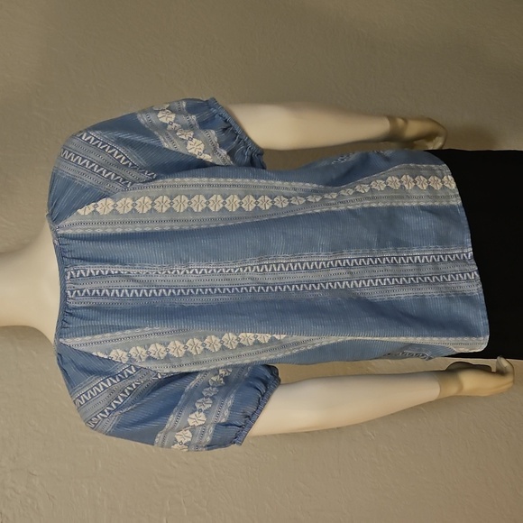 IVY JANE Blue Embroidered Split Neck Puff Sleeve Peasant Boho Top - Picture 7 of 9